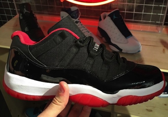 Air Jordan 11 Low Bred...
