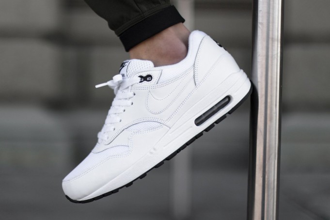 Nike Air Max 1 All Black Nike Air Max 1 All Black