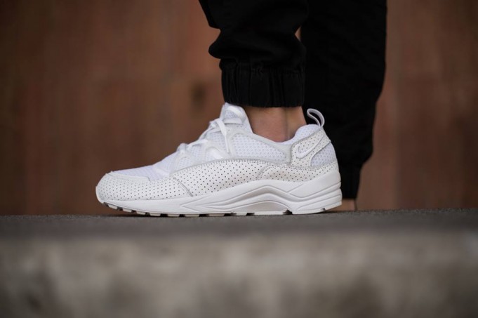 Nike Air Huarache White Nike Air Huarache White