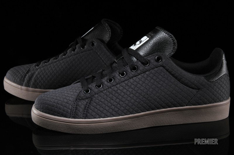 stan smith core black carbon