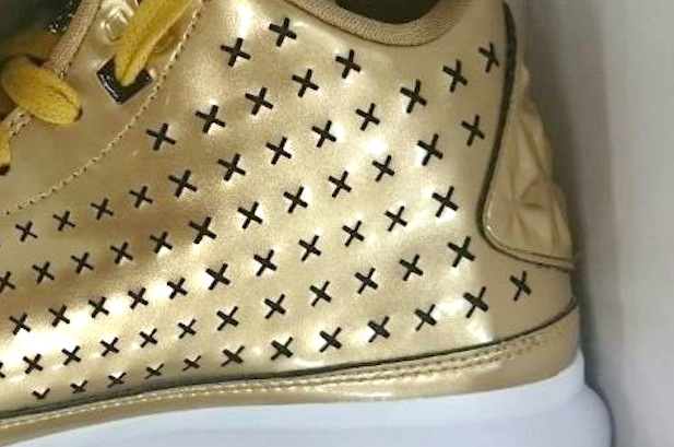 kobe 10 ext liquid gold