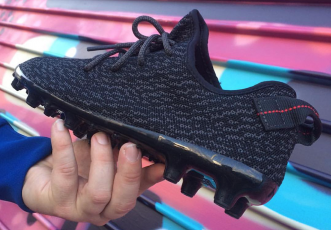 DeAndre Hopkins Playing Game in Yeezy 350 Cleats - SneakerWatch