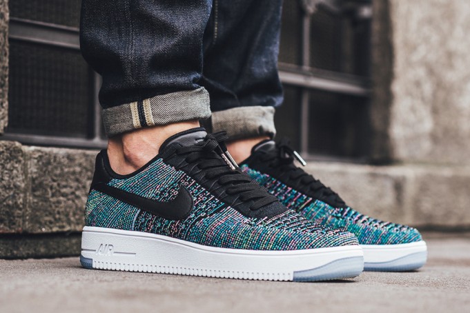 Nike Air Force 1 Flyknit Blue Nike Air Force 1 Flyknit Blue