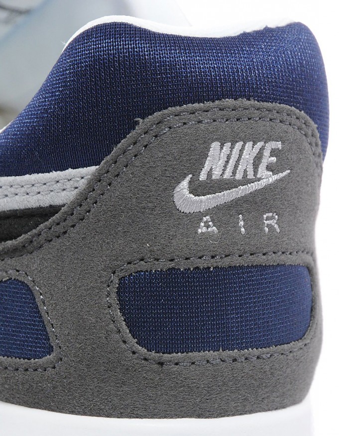 nike air pegasus 89 black blue