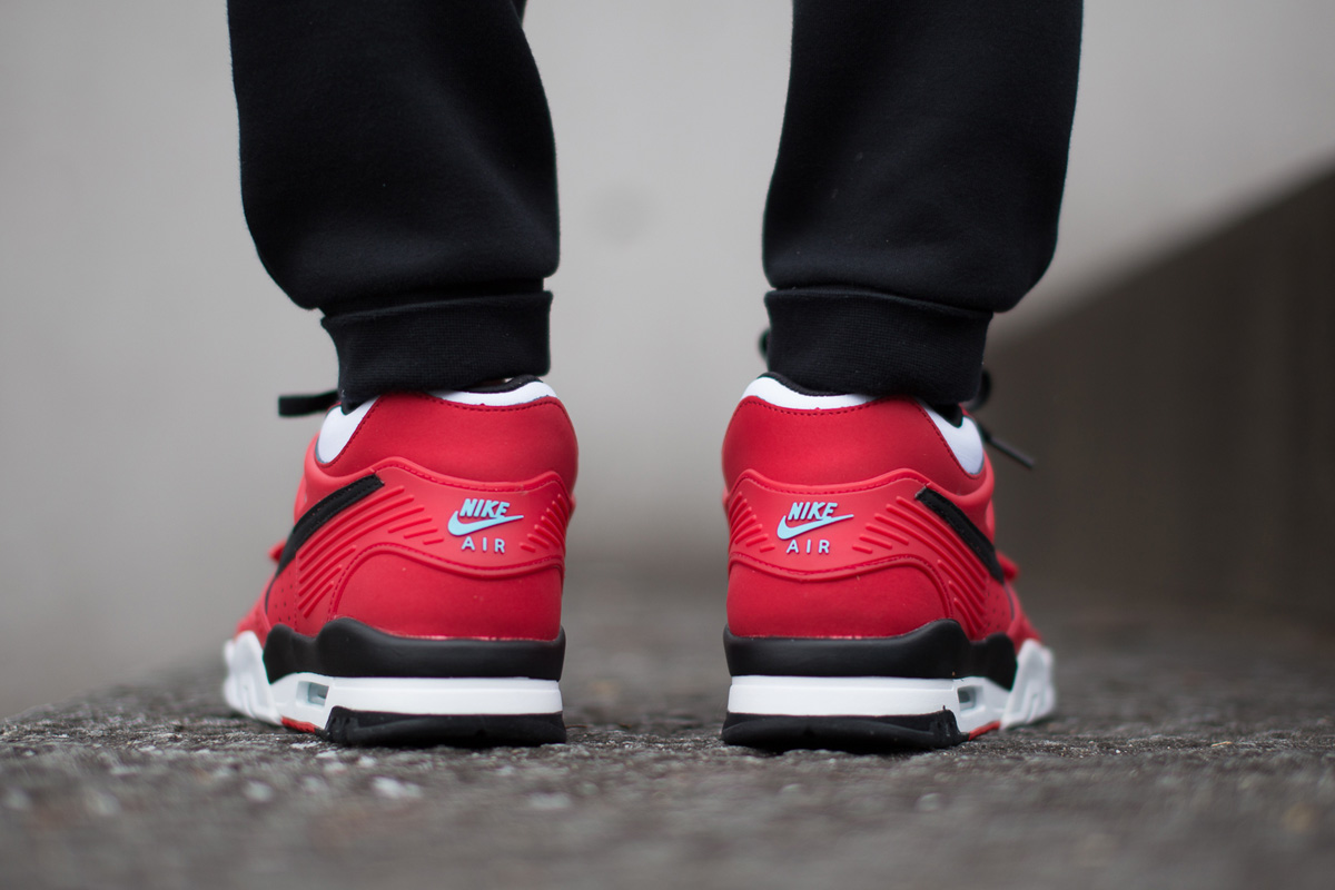 nike-air-trainer-3-university-red-2