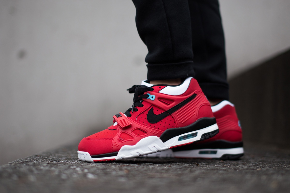 nike-air-trainer-3-university-red-3