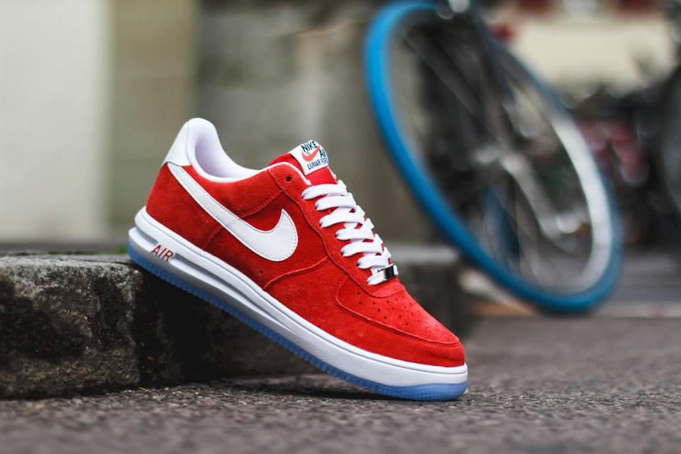 nike-lunar-force-1-low-red-suede-1