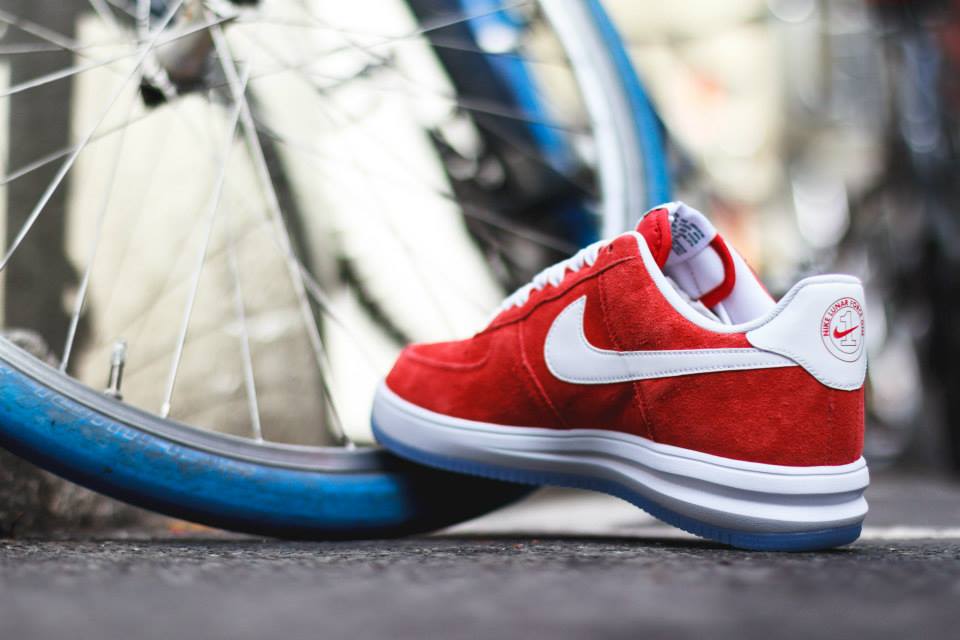 nike-lunar-force-1-low-red-suede-3