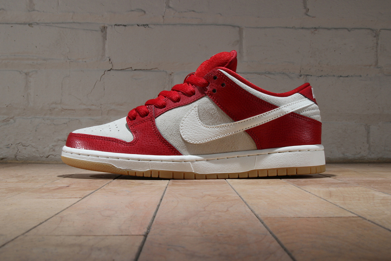 Nike SB Dunk Low Valentines Day 2015