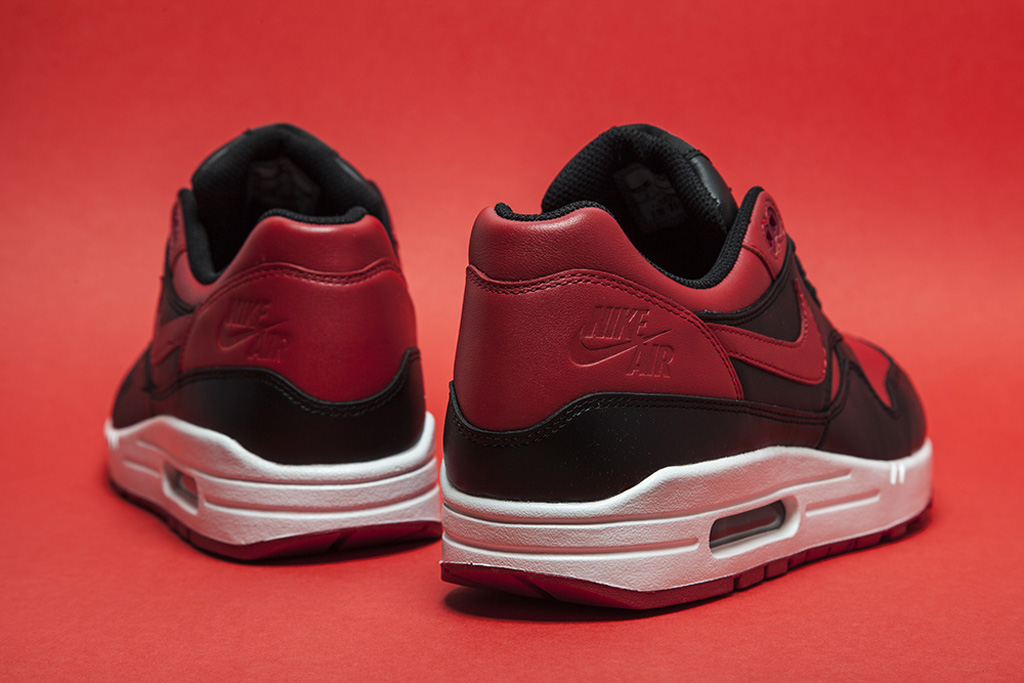 Nike Air Max 1 Banned Valentines Day (2)