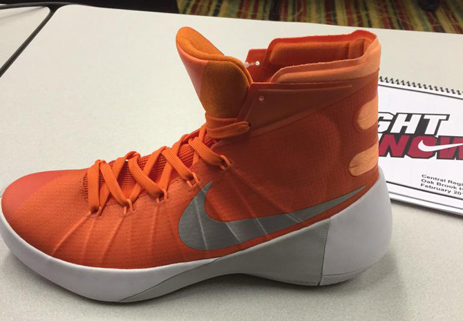 hyperdunk 2015 orange