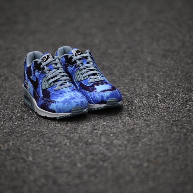 Air Max 90 Bleached Blue - Sneaker Bar Detroit