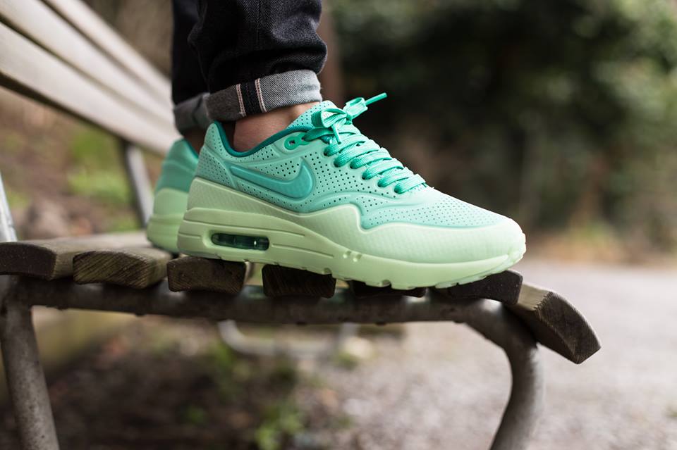 nike air max ultra moire green trainers