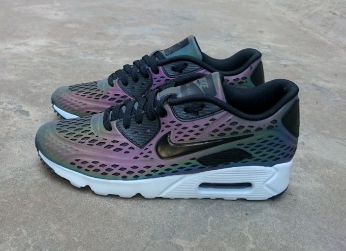 Nike Air Max 90 Ultra Moire Holographic - Sneaker Bar Detroit