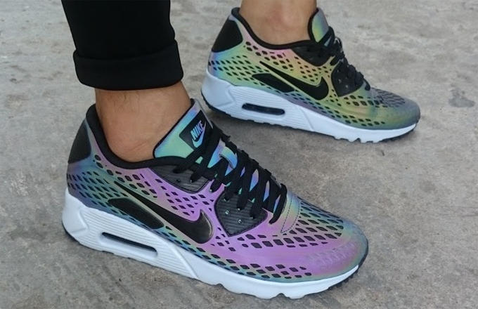 nike air max 90 holographic