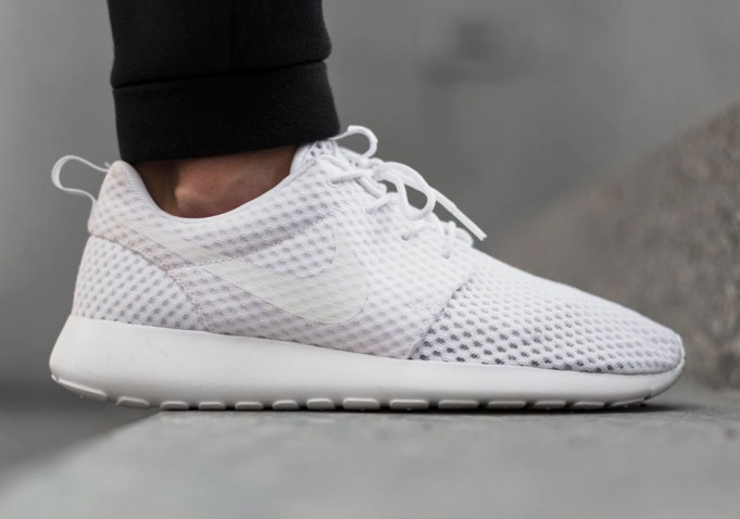 nike roshe run breeze