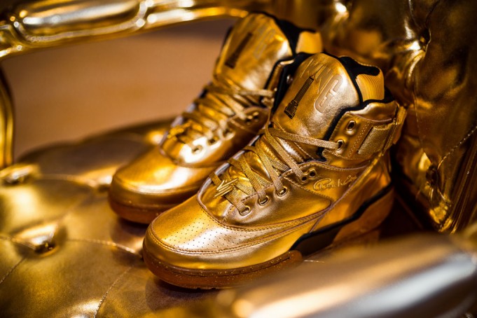 Packer Shoes Ewing 33 Hi Fame and War - Sneaker Bar Detroit