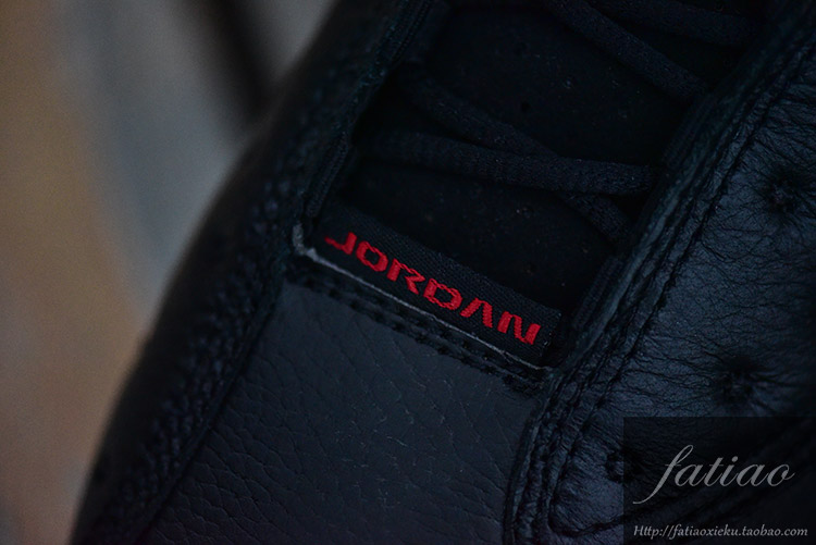 Air Jordan 13 Retro Low Bred