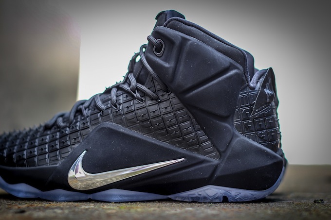 Nike LeBron 12 XII EXT Rubber City