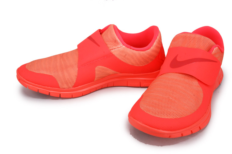Nike Free Socfly Bright Crimson