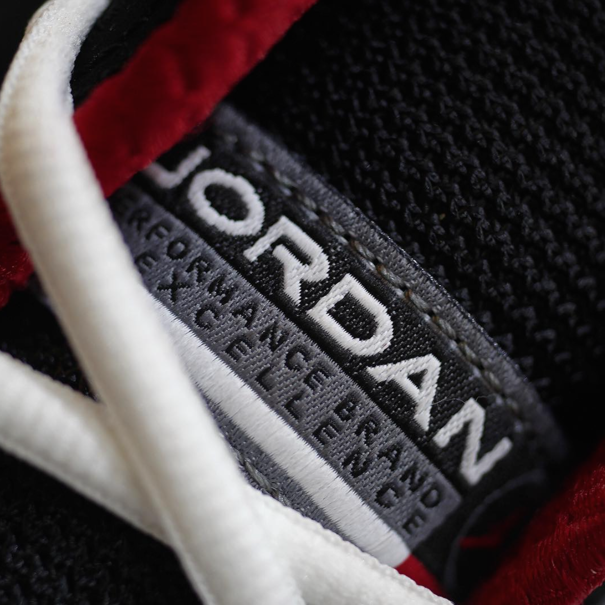 Jordan Team 2 Retro 2015