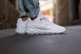 tubular runner white