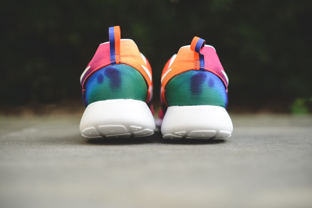 Nike Roshe Run Spectrum