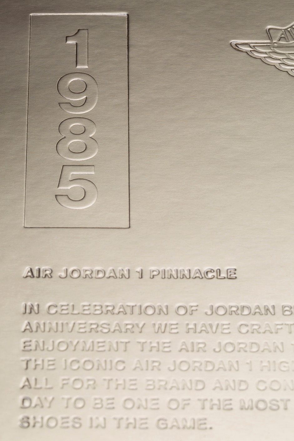 Air Jordan 1 OG Pinnacle White Metallic Gold