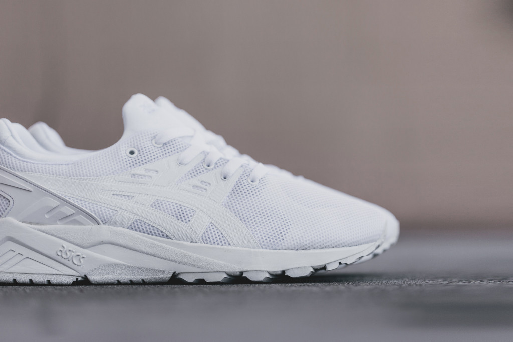 asics gel kayano evo white