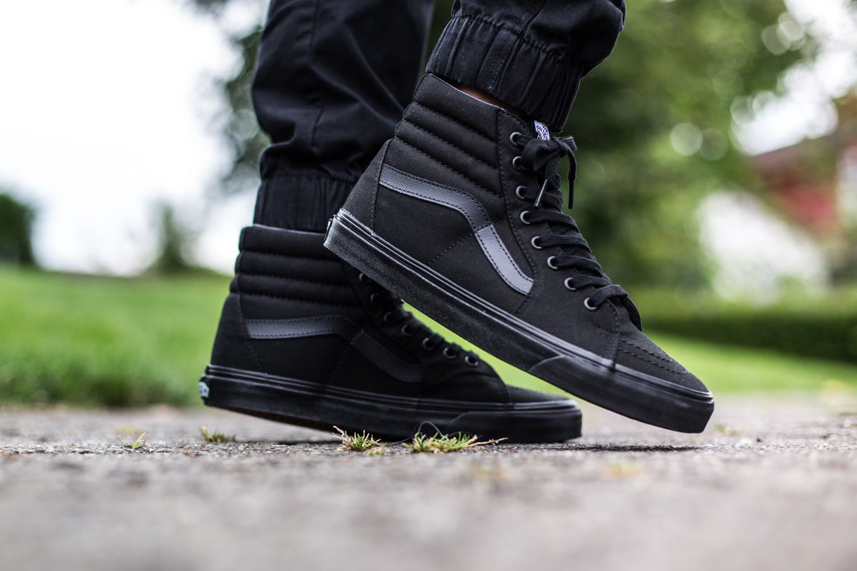 Vans Sk8 Hi Triple Black - Sneaker Bar 