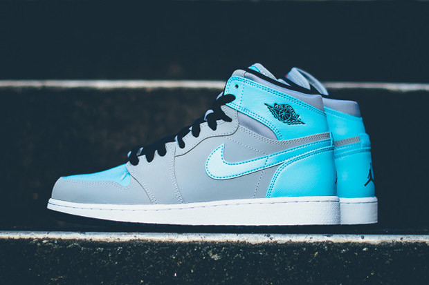 Air Jordan 1 GS Wolf Grey Photo Blue