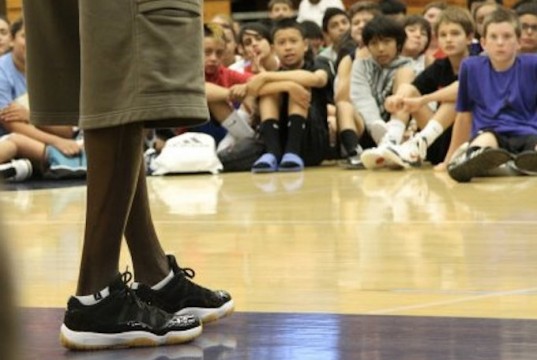 air jordan 11 black gum