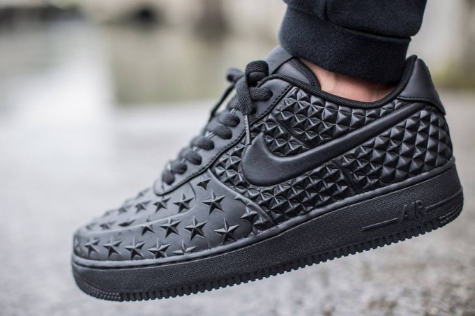 air force 1 lv8 footlocker