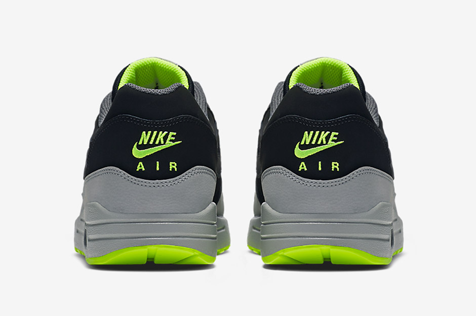 Nike Air Max 1 Neon