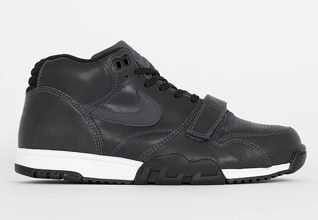 Nike Air Trainer 1 Black Leather