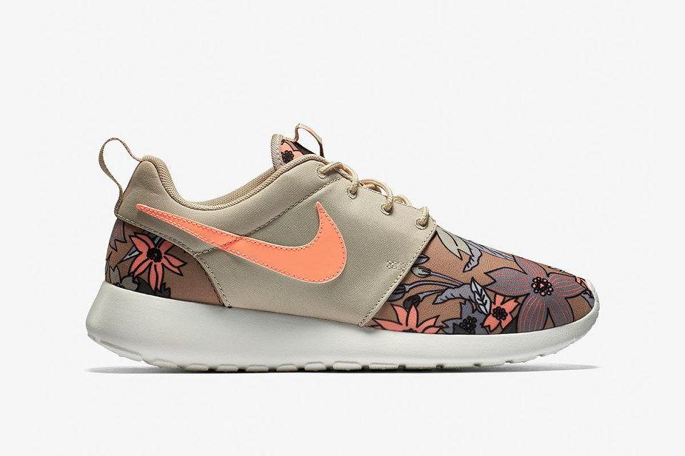 Nike Tropical Floral Print Pack