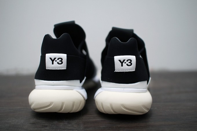 y3 qasa low