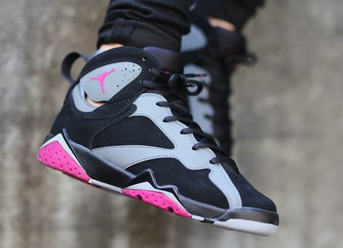 Air Jordan 7 GS Fuchsia Flash - Sneaker Bar Detroit