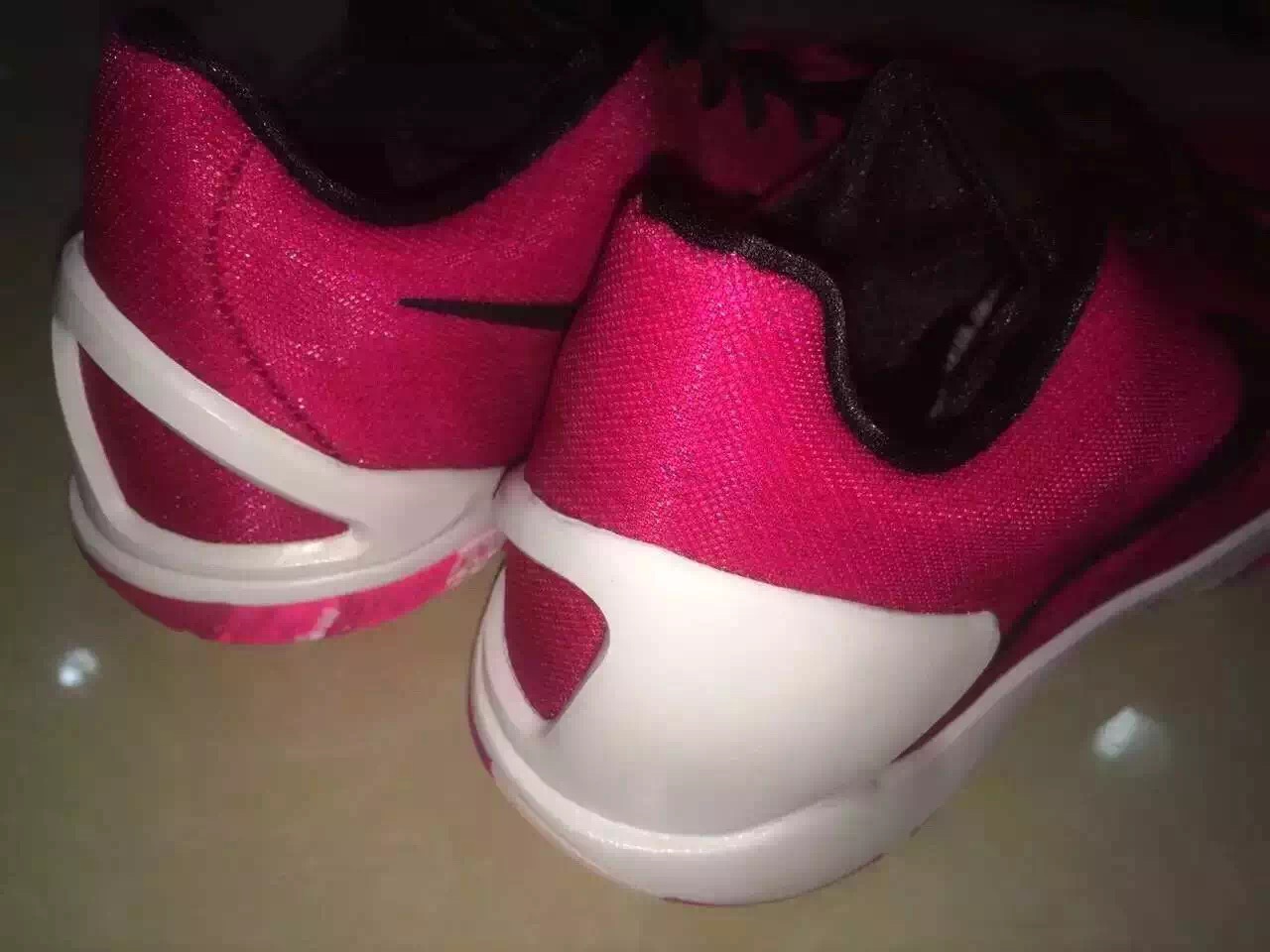 Think Pink Nike HyperChase