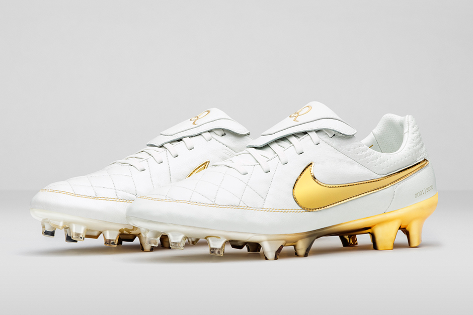 Nike Tiempo Legend Touch of Gold
