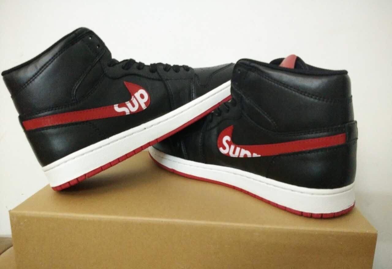 Supreme x Air Jordan 1 Black Red White