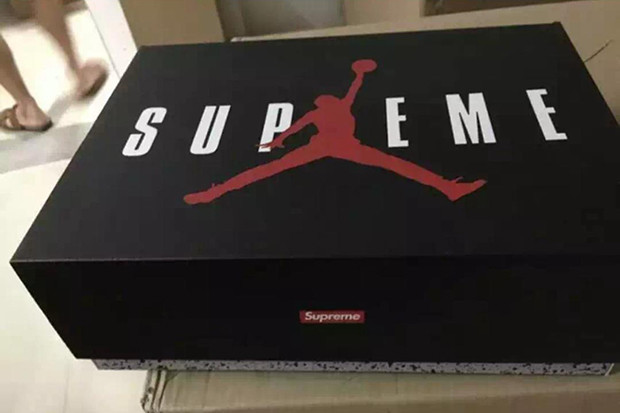 Supreme Air Jordan 5 Box