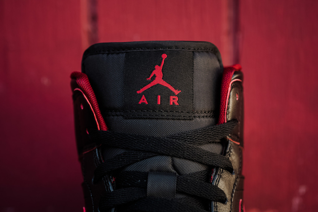 Air Jordan 1 Mid Black Gym Red White