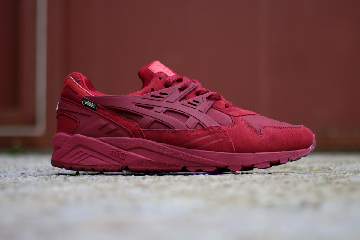 asics trainers red