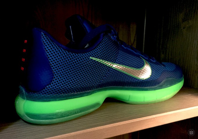 kobe shoes royal blue