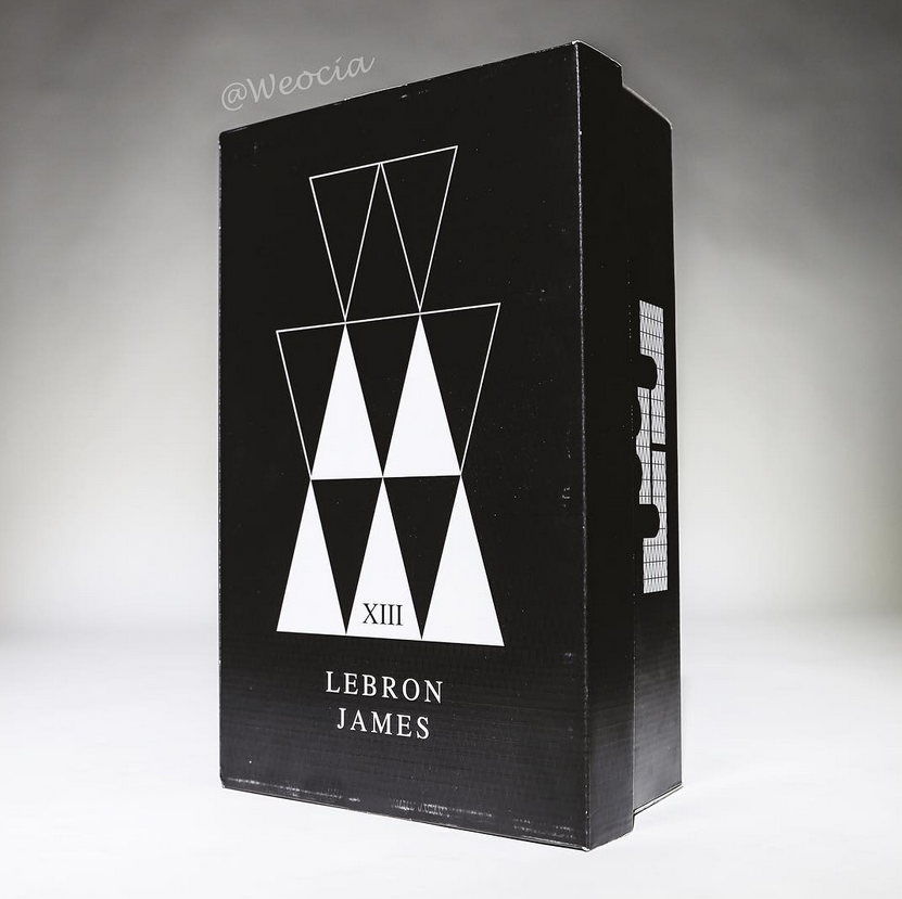 Nike LeBron 13 Box Packaging