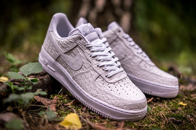 air force 1 crocodile white