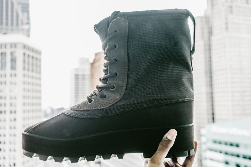 adidas yeezy 950 m