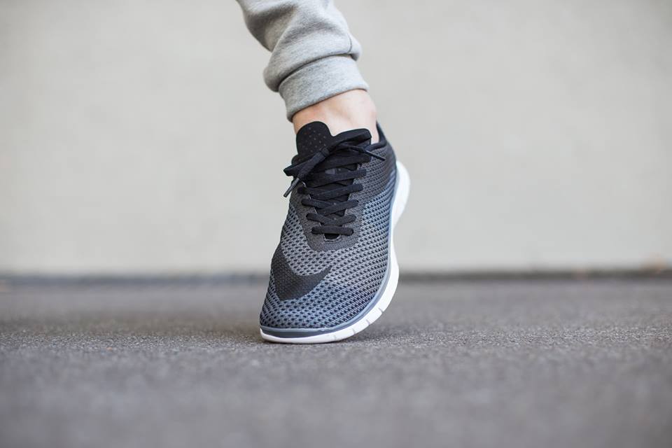 Nike Free Hypervenom Low Black Cool Grey