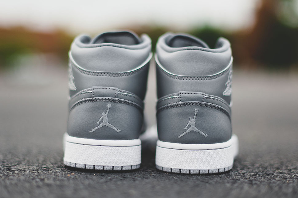 Air Jordan 1 Mid Triple Grey - Sneaker 